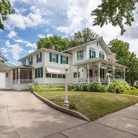 Carriage House Bed & Breakfast 威诺纳 外观 照片