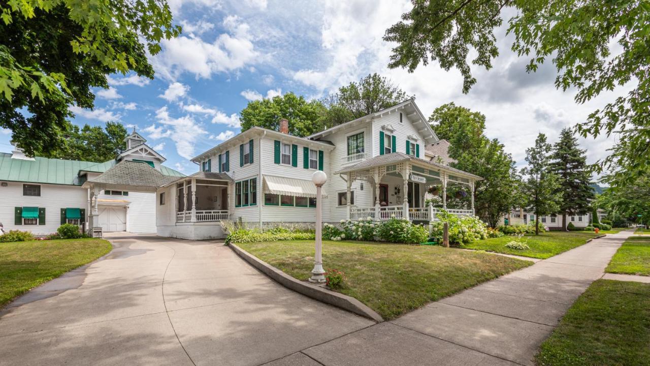 Carriage House Bed & Breakfast 威诺纳 外观 照片