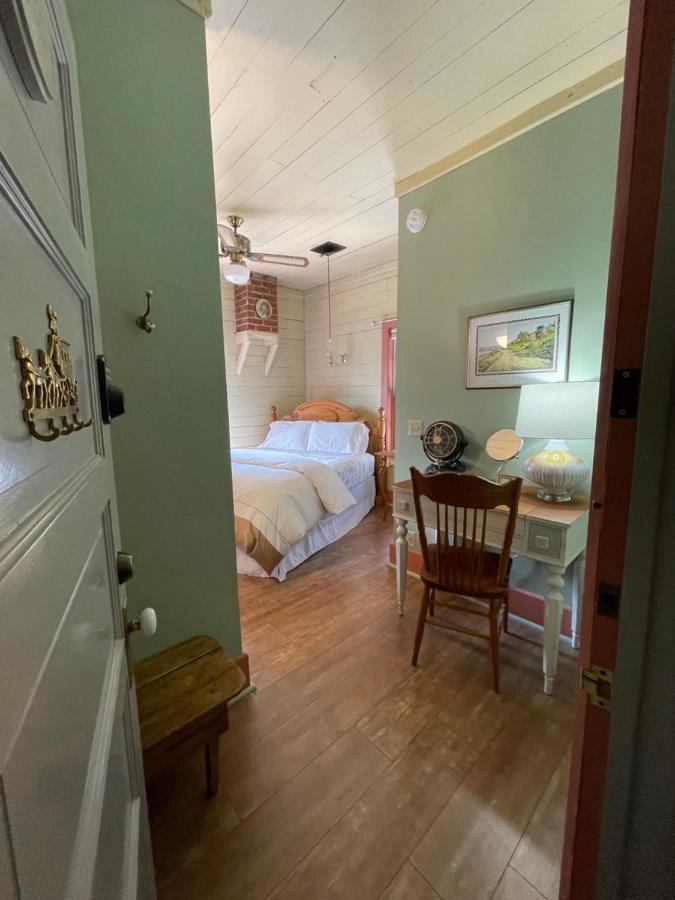 Carriage House Bed & Breakfast 威诺纳 外观 照片