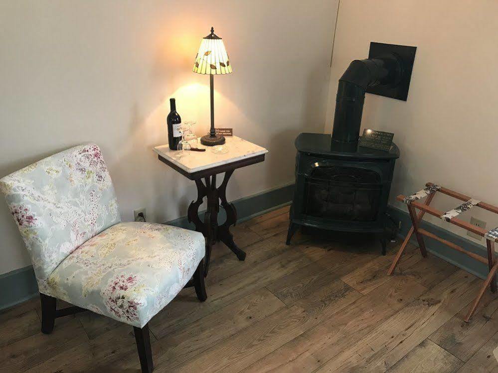 Carriage House Bed & Breakfast 威诺纳 外观 照片