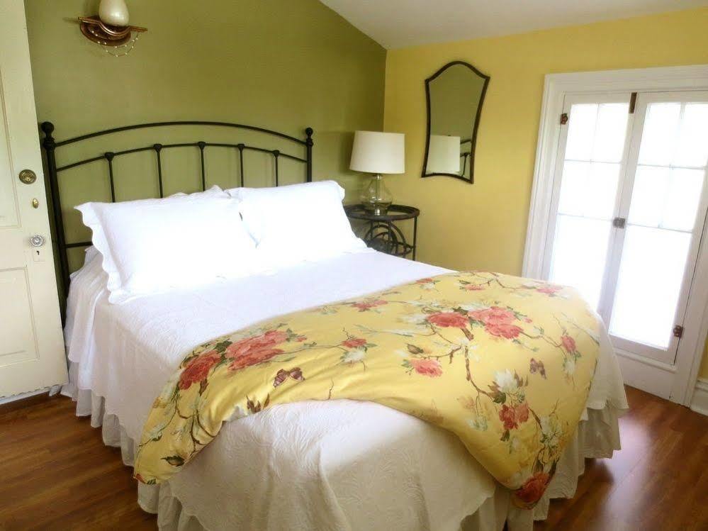 Carriage House Bed & Breakfast 威诺纳 外观 照片