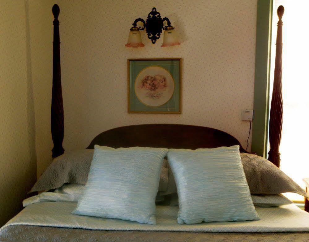 Carriage House Bed & Breakfast 威诺纳 外观 照片