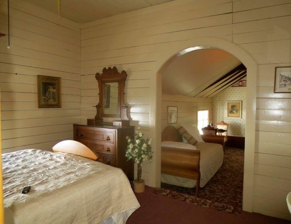 Carriage House Bed & Breakfast 威诺纳 外观 照片