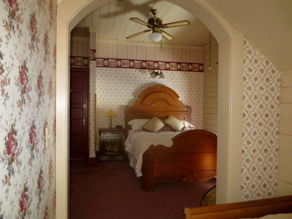 Carriage House Bed & Breakfast 威诺纳 外观 照片