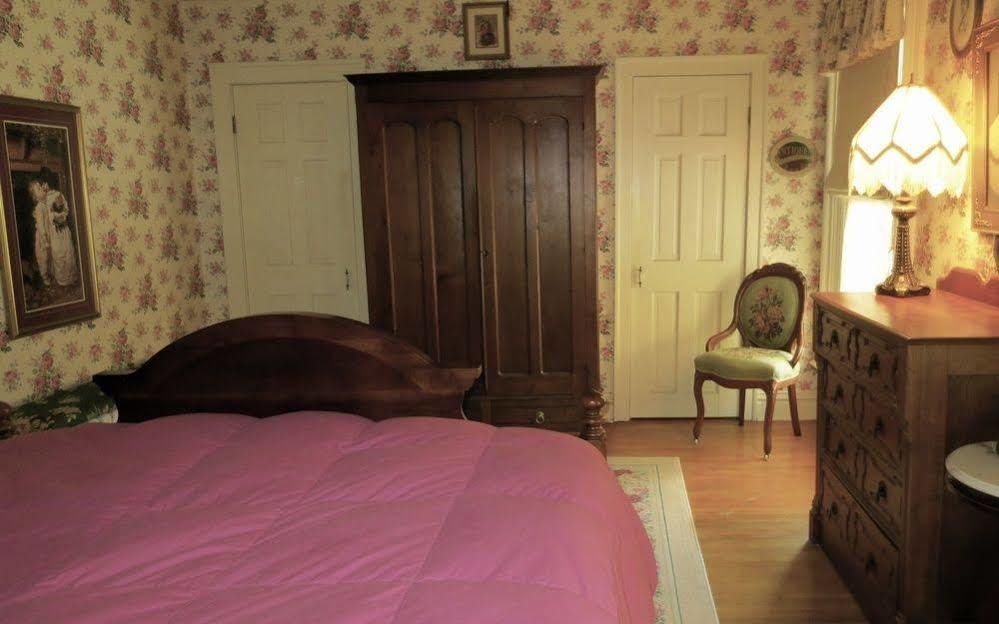 Carriage House Bed & Breakfast 威诺纳 外观 照片